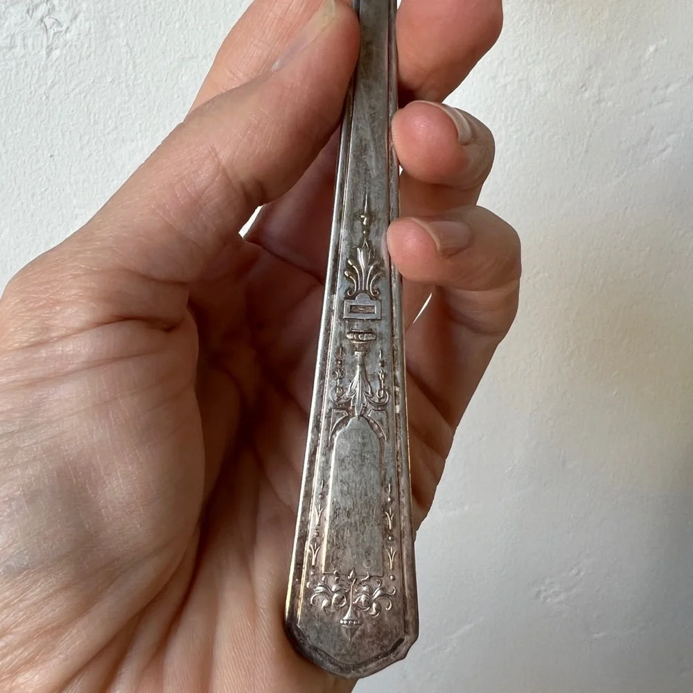 Antique vintage silver plate cake pie server serveware serve-ware